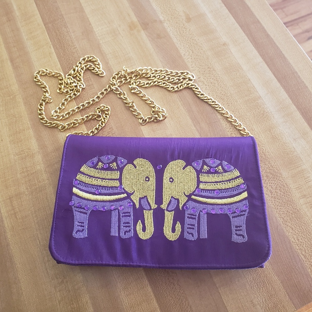 Shiraleah Embroidered Crossbody/Clutch